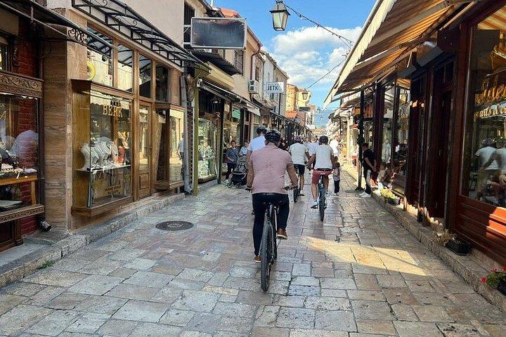 Skopje Bicycle Experience City Highlights Tour