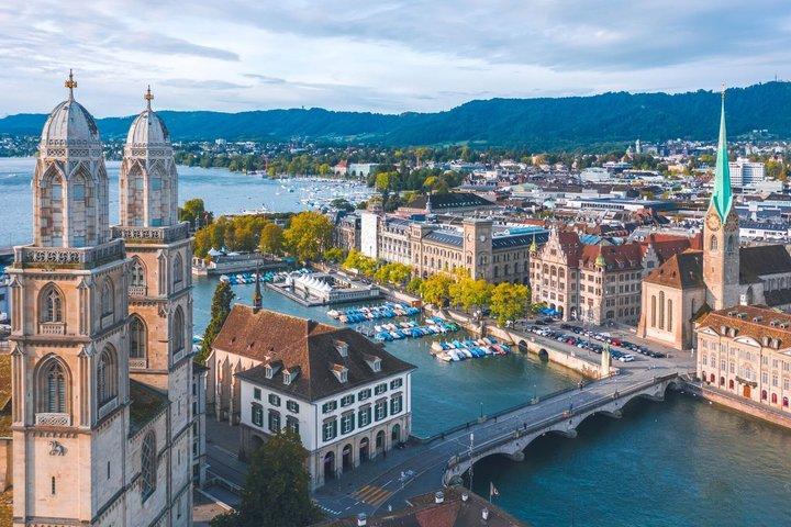 Zürich Schnitzeljagd & selbstgeführter Highlights-Rundgang