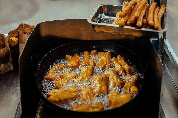 クリオーロナイツ・リマ・フードツアー（14＋試食付き）