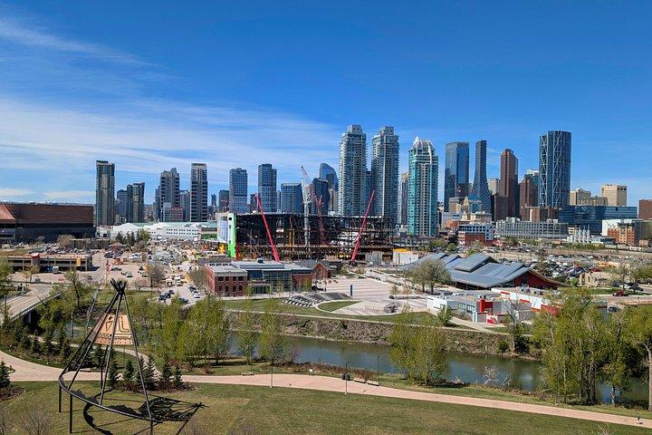 Calgary Landmarks and History Private Walking Tour