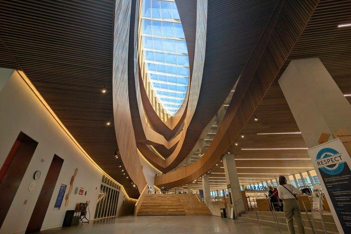 Calgary Landmarks and History Private Walking Tour