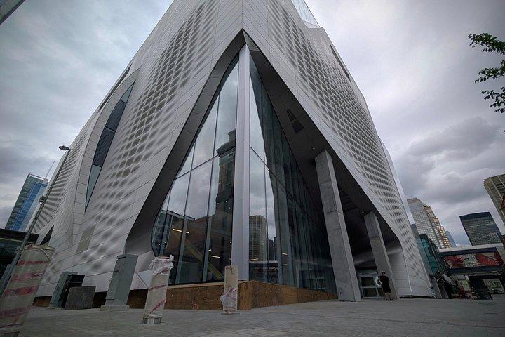 Calgary Landmarks and History Private Walking Tour