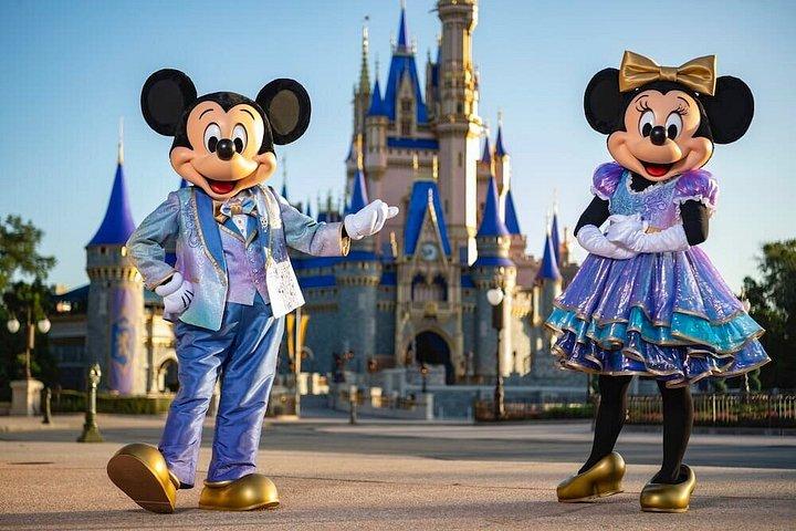 MCOからオーランドのテーマパークへのプライベートSUV送迎