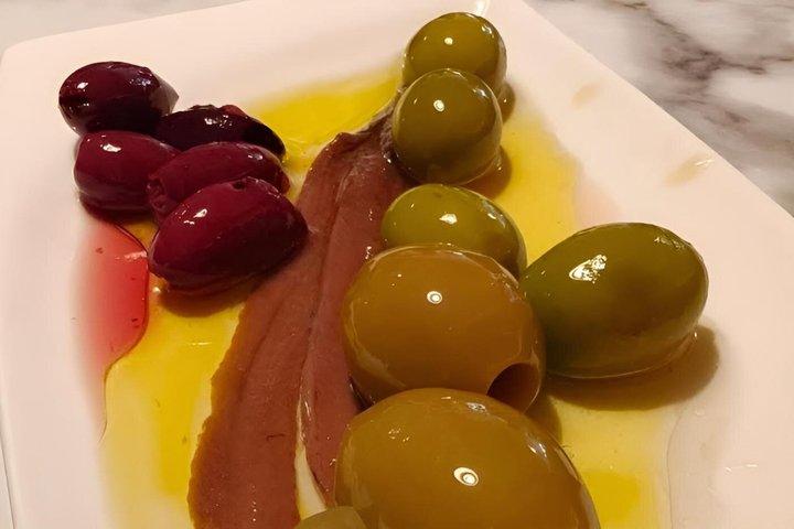 タパス・パエリア・ベルモットと歴史から見るモダニズムの味