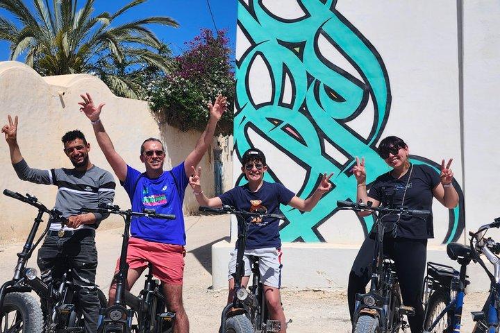 Djerbahood: Elektrische fietstocht naar het straatkunstenaarsdorp