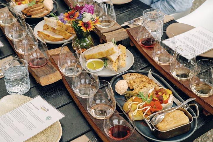 Tour privato del vino boutique di Queenstown - 4 visite e pranzo alle cantine