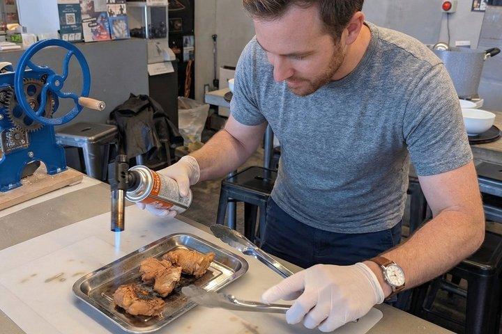 大阪：道頓堀ラーメン料理教室 - 豚骨、醤油、味噌を作ろう
