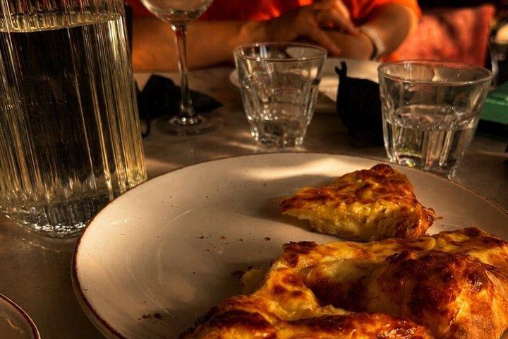 トビリシでの小グループのヒンカリとハチャプリの料理教室