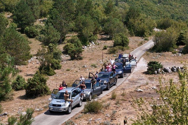 Excursión Bar en tierra : Experiencia Rumija 4x4 con almuerzo tradicional