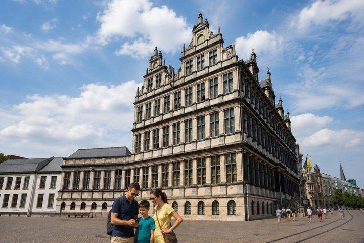 Ghent Scavenger Hunt & Highlights Self Guided Walking Tour