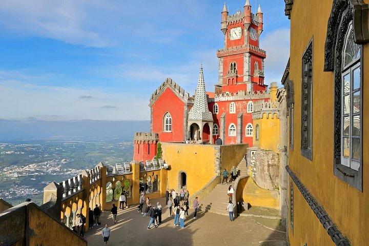 Sintra - Half Day - Private tour with a local - Pick up & Drop off