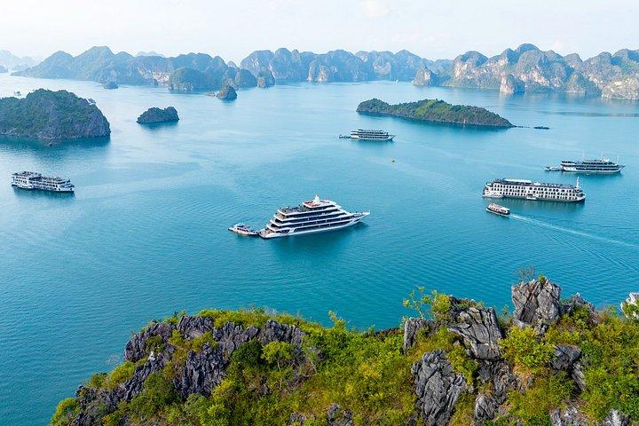 Halora Nova Cruise 5* Lan Hạ Bay 2D1N with 2 ways transfer
