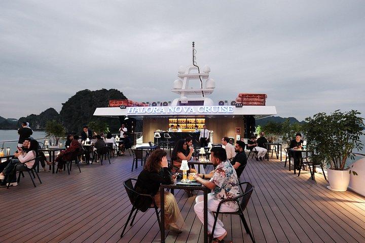 Halora Nova Cruise 5* Lan Hạ Bay 2D1N with 2 ways transfer