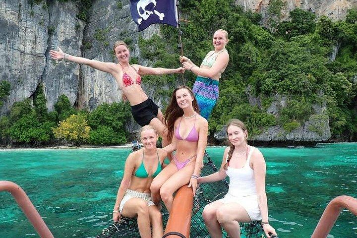 Phi Phi barco pirata com snorkeling, caiaque, Maya Sunset Party