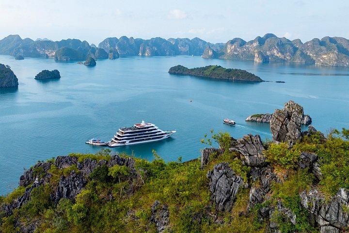 Halora Nova Cruise 5* Lux Lan Ha bay 3D2N（2ウェイ送迎付き）
