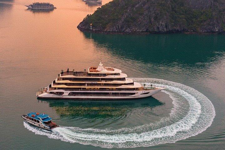 Halora Nova Cruise 5* Lux Lan Ha bay 3D2N（2ウェイ送迎付き）