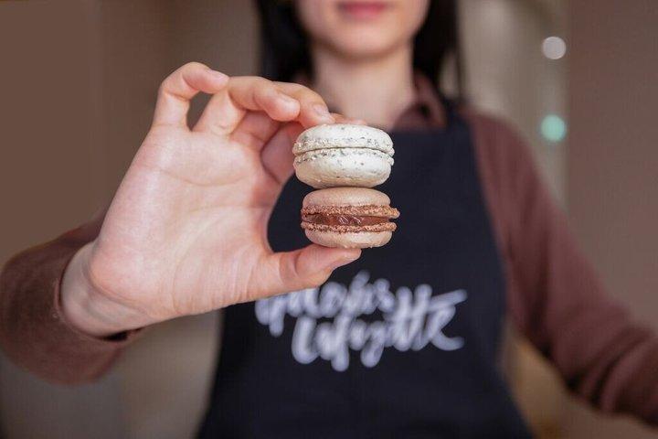 Paris Modevisning, Parfym, Macaroner & Franskt Vin