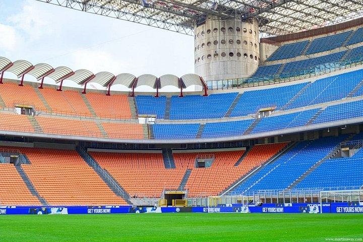 サン・シーロ博物館チケットとグレーラインミラノ乗り放題バス