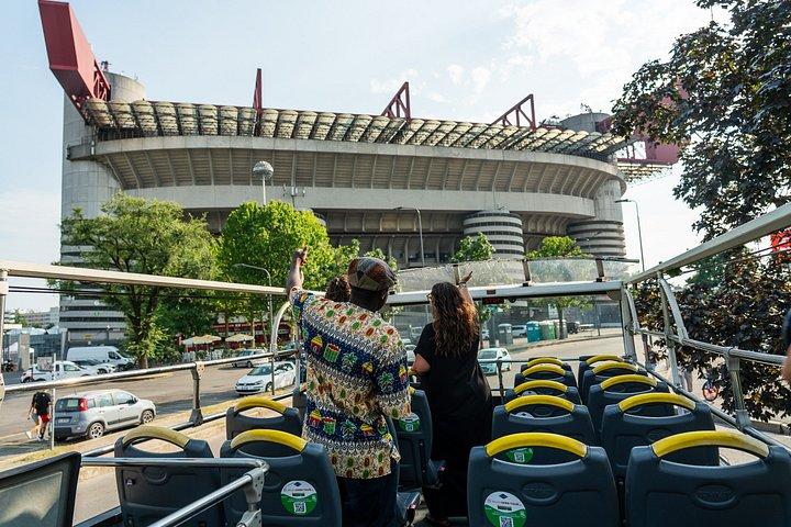 サン・シーロ博物館チケットとグレーラインミラノ乗り放題バス