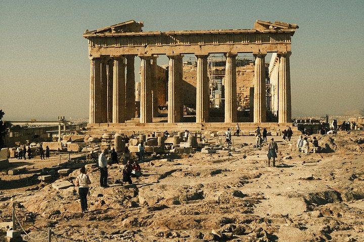 アテネ全日観光アクロポリス博物館とケープ・スニオン（ランチ付き）