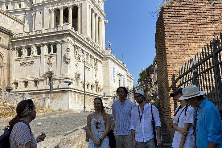 真実の口からコロッセオへローマ古代都市ツアー