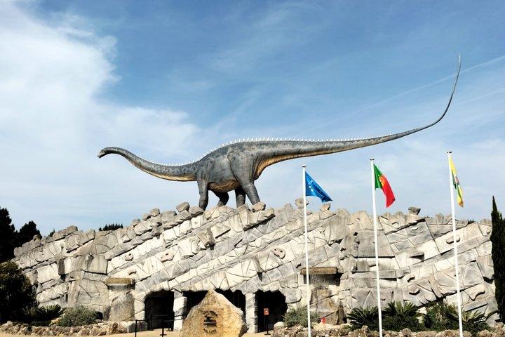 リスボン発恐竜とブリコポリスのテーマパーク半日旅行
