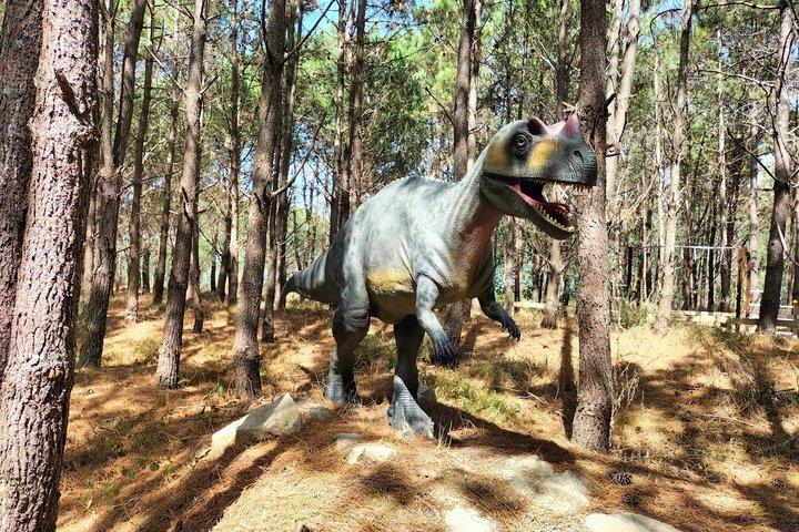 リスボン発恐竜とブリコポリスのテーマパーク半日旅行