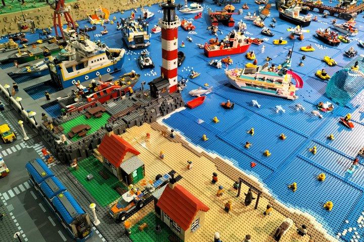 リスボン発恐竜とブリコポリスのテーマパーク半日旅行