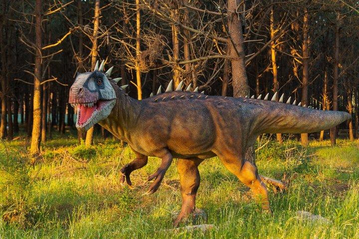 リスボン発恐竜とブリコポリスのテーマパーク半日旅行