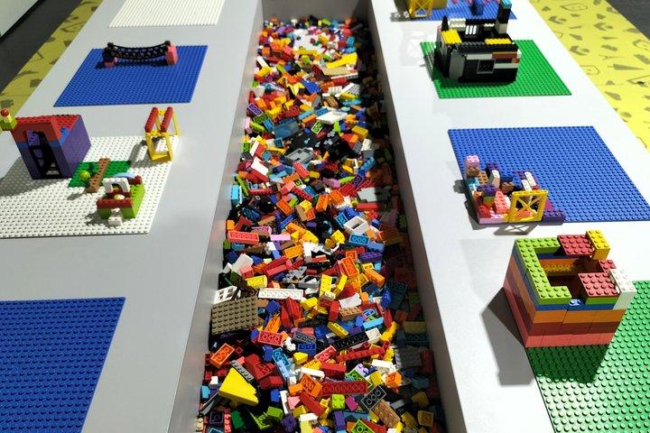 リスボン発恐竜とブリコポリスのテーマパーク半日旅行