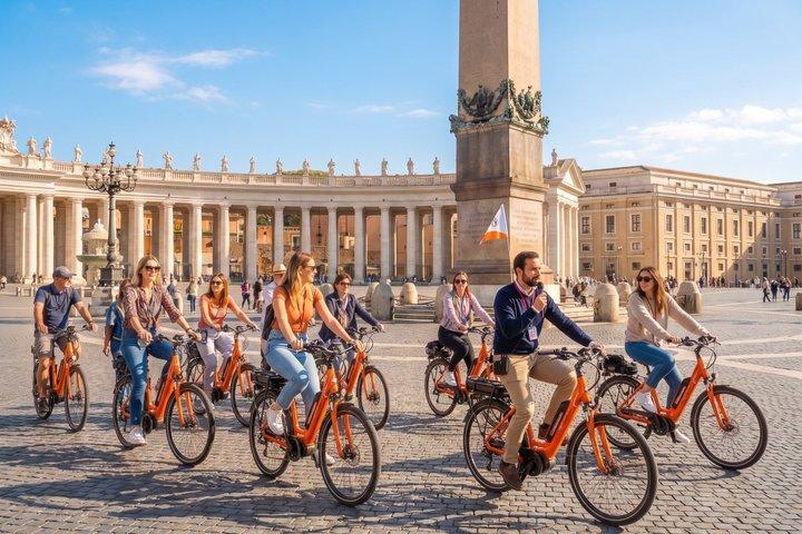 Bike/E-bike Tour of Rome and Vatican