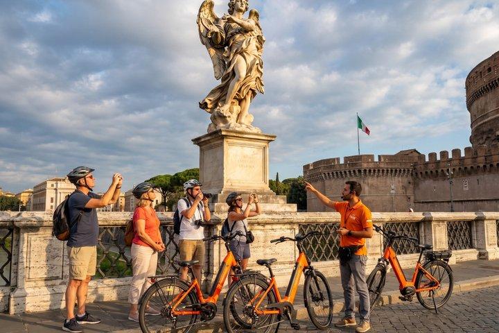 Bike/E-bike Tour of Rome and Vatican