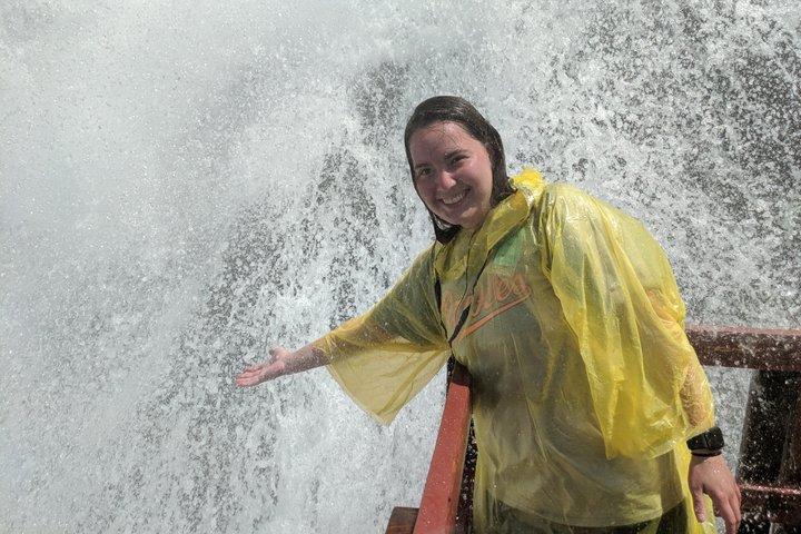 Niagara Falls American and Canadian 1 Day Tour W / Maid Boat Ride