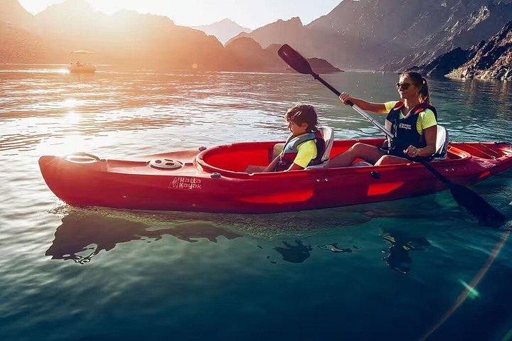 ダムとヘリテージビレッジで巡るドバイ発ハッタマウンテンツアー
