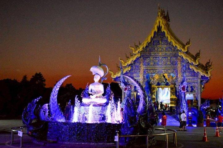 Chiang Mai to Chiang Rai Temples Lalita Cafe Longneck Village