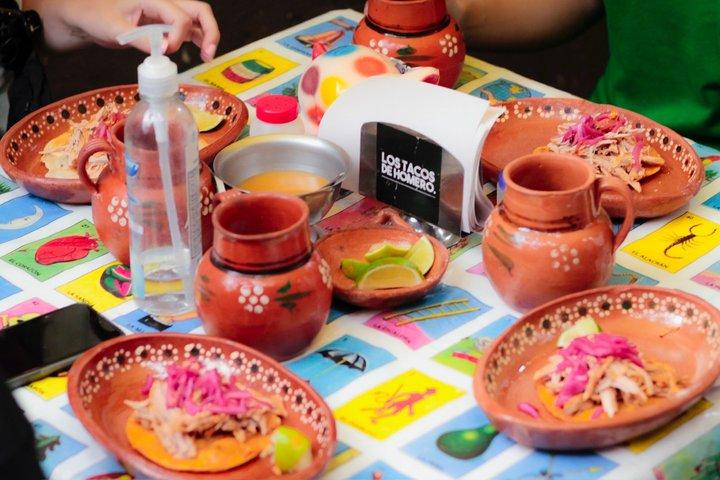 Tacology : From the ancient metate to the Michelin Guide in Mexico City