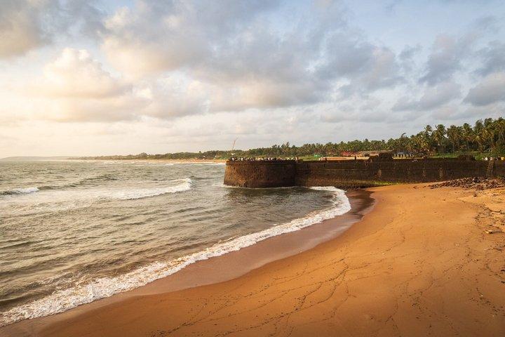 Tour privato delle spiagge e dei forti di Goa settentrionale