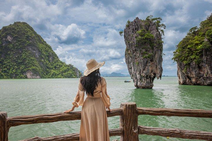 Phi Phi James Bond 2 Days 1 Night Catamaran Tour from Phuket