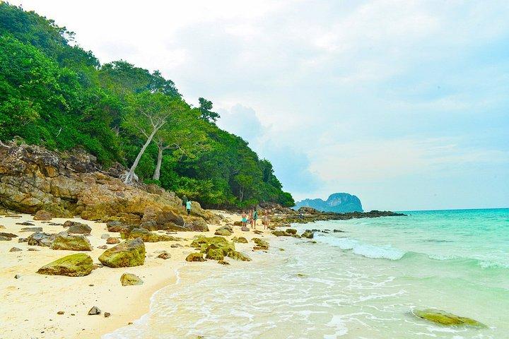 James Bond Phi Phi and Railay Beach 2 Days 1 Night from Phuket