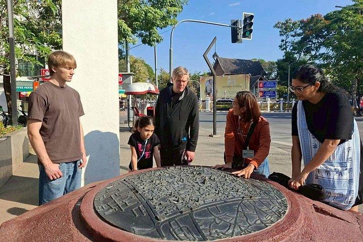 チェンマイ・モーニングストリート・フードツアー（ワロロット市場付き）