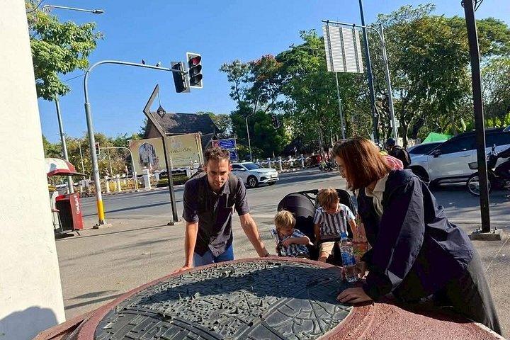 チェンマイ・モーニングストリート・フードツアー（ワロロット市場付き）