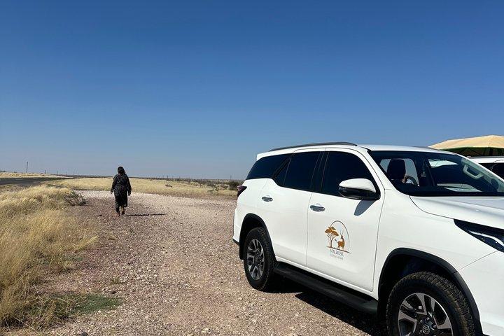 Windhoek Airport private transfer Hosea Kutako and Eros