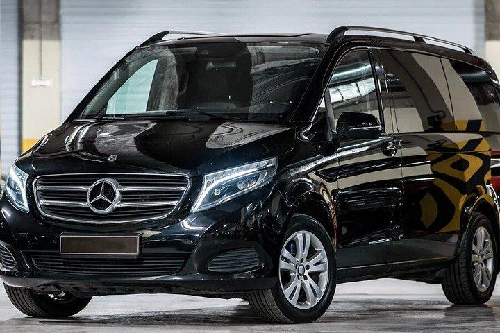 Private Hop On Hop Off Istanbul Tour 3 Hours with Hotel Pickup