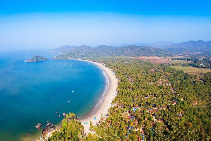 South Goa Private Tour Temples Mansions and Coastal Charm