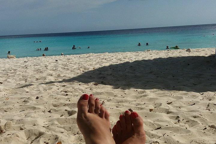 Curacao Beach Hopping, Turtles, Kenepa and Cas abou