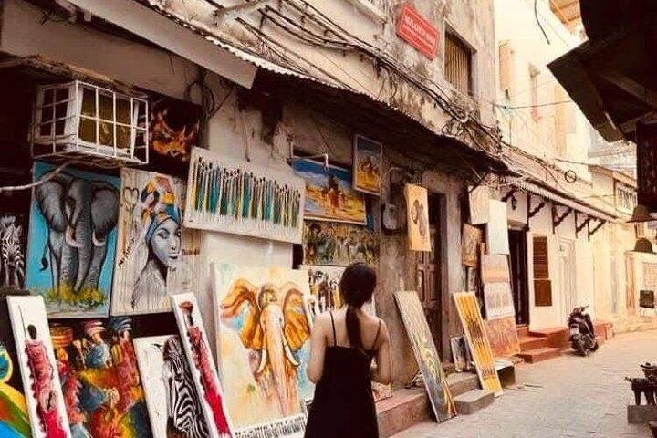 STONE TOWN WALKING TOUR ( Lunch Included )