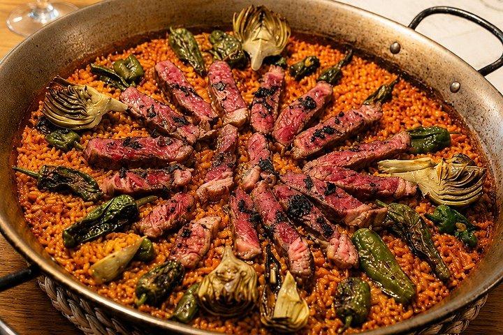 タパス・パエリア・ベルモットと歴史から見るモダニズムの味
