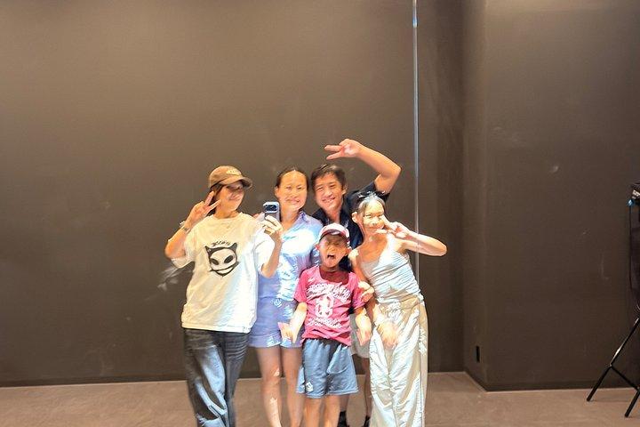 K-pop Dance Class for Beginners and Video Shoot at Kpop center