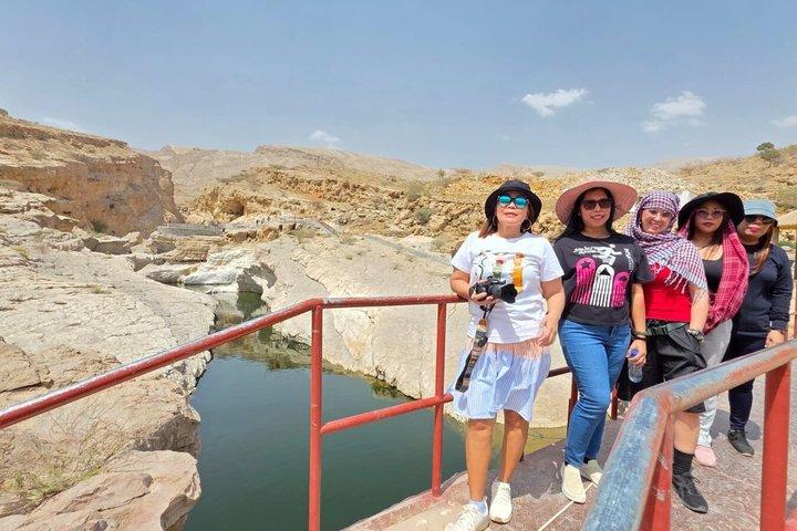 Group Tour Wadi Bani Khalid and Wahiba Desert with Sunset Watch