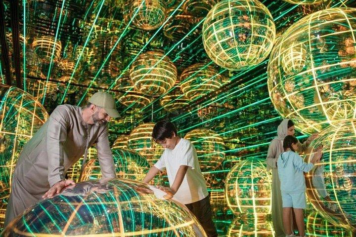 アヤユニバースドバイチケット12のイマーシブゾーンを探索